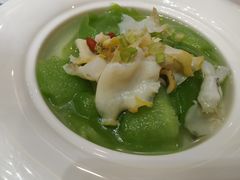-皇马海口湾海景酒店(万绿园秀英港店)