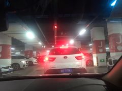 -凯德Mall新都心-停车场