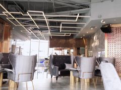 -异次元·LIGHT HOUSE·美食酒廊·休闲露台