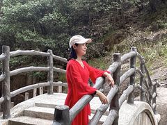 -鄣山大峡谷