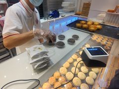 -嘉华鲜花饼·现烤(昆明老街店)