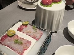 -左庭右院鲜牛肉火锅黑金店(陆家嘴中心店)