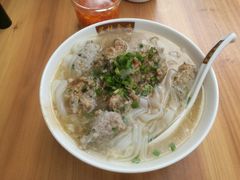 手打魚滑河粉-荔林食店(西华路店)