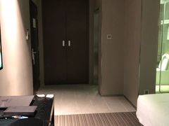 -新海利大酒店(拱北口岸店)