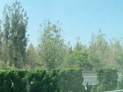 -雪山彩虹谷景区