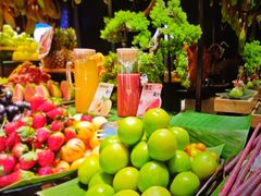 -雍容荟帝王蟹活龙虾展台自助(IFS黑金店)