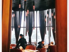 靠窗位-山葵家·创意料理(临平银泰城店)