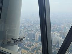 -广州塔卢特斯法国旋转餐厅
