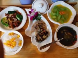 点击看大图 -卓玥国际月子会所(罗山路店)