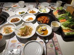 餐前小菜-本家韩国烤肉(青岛万象城店)