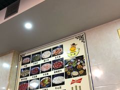 -牛一煲美食(江高店)