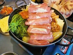 部队锅-MI WU FACTORY米屋美食工厂餐厅(绿地店)