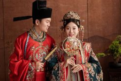 -雪中彩影婚纱摄影·微光艺术中心