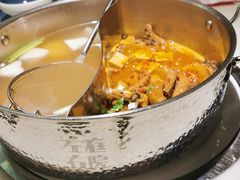 -左庭右院鲜牛肉火锅(浦江欢乐颂店)