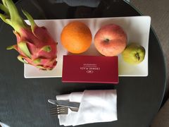 -上海滴水湖皇冠假日酒店