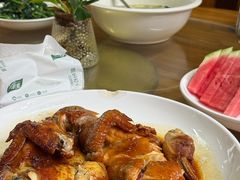 -芦茨金富饭庄·25年老字号·专做稻草鸡