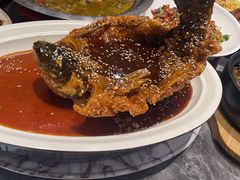 -有红鸡毛店·川菜(建设路店)