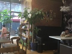 -爱达乐面包生日蛋糕(郫县时代天街店)