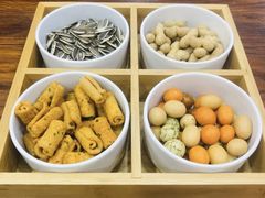 -愉肴麻辣香锅(中山路店)