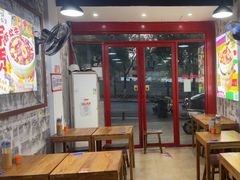 -范仲吉砂锅鸡公煲(井湾路店)