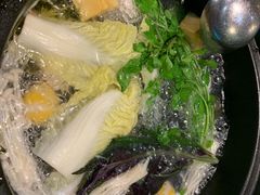 -东椰·海南椰子鸡火锅(朝阳门店)