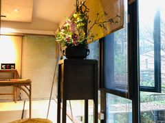 -乐领拈花溪·林涧食韵
