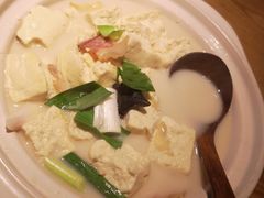 土家手掰柴火豆腐-吃饭皇帝大(解放西路店)