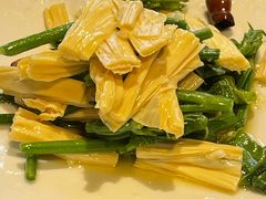 -京味斋·北京烤鸭(华威桥北工大店)