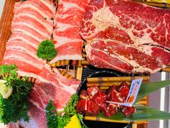 -轻烧烤肉(光谷步行街店)