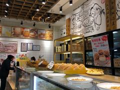 面包甜点陈列柜-彭记优口(胜利路店)