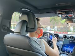 -上海星瀚奔驰4S店(红柳路店)