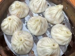 -莱莱小笼·乔艾