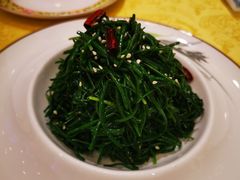 炝拌草原沙葱-德乐海蒙餐