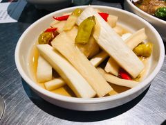 龙巢脆萝卜-龙巢盱眙龙虾·牛蛙·烧烤宵夜(八卦岭店)