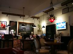 -拖板鞋咖啡旅行酒店(春熙路地铁站店)