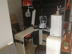 -肆兮眼镜·蔡司·徕卡战略合作店(大坪店)
