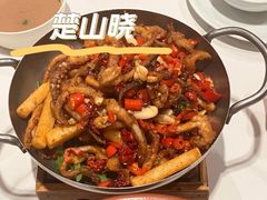 -楚山晓·湖北菜(武汉光谷K11店)