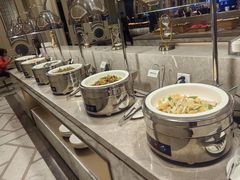 -南郊宾馆·风味自助餐厅·山东十六地市特色菜