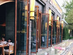 门面-不二民谣音乐餐酒吧(西安店)