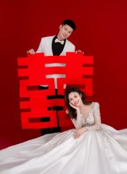 -雪中彩影婚纱摄影·微光艺术中心