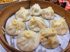 蟹粉小笼包-馋三尺蟹粉小笼(人民广场店)