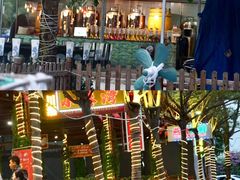 -三亚火车头万人海鲜广场