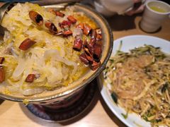 -关东小磨东北菜(上海长风大悦城店)