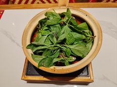 浓香九层塔焗白玉蜗牛-芽笼芽笼新加坡餐厅(环球港店)
