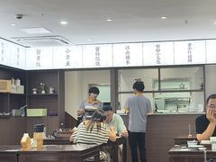 -蟹上黄·蟹黄面·江南糖水(人民广场店)