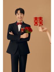 -樱花婚纱摄影