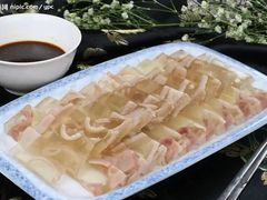 -东三省东北铁锅炖(龙泉店)