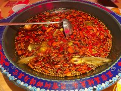 -何师傅美蛙鱼头(汉街店)
