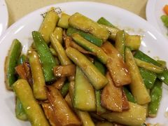 角瓜杏鲍菇-王府酒店(兴华南街铁西百货店)