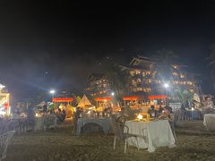 -亚龙湾希尔顿自助餐厅·海鲜·烧烤·沙滩BBQ·现场乐队
